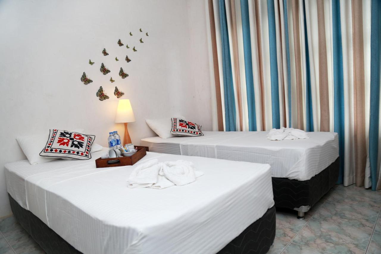 Chathu Holiday Home Kandy Exterior photo