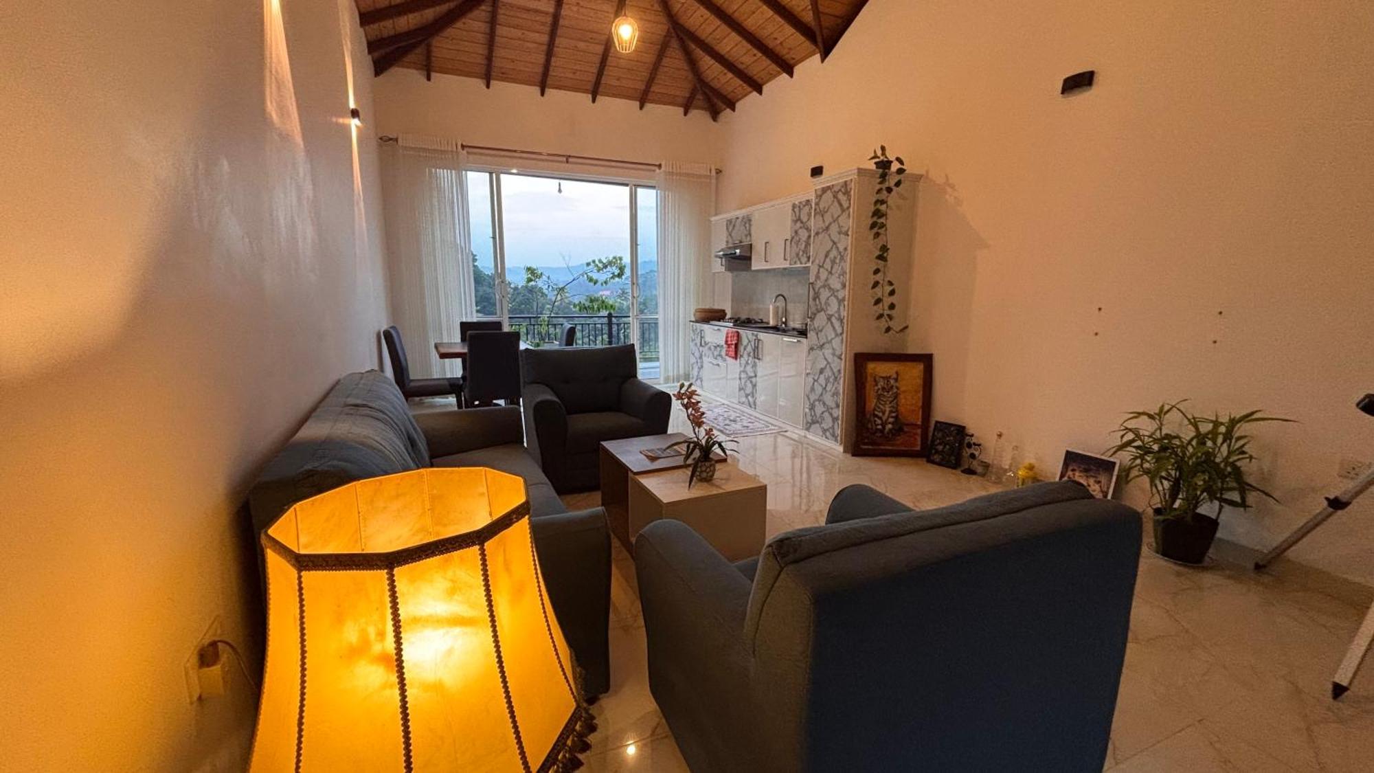 Chathu Holiday Home Kandy Exterior photo